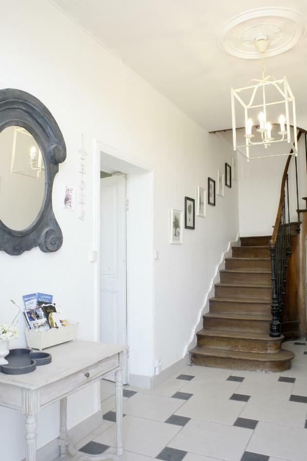 Au Coeur Des Vignes Bed & Breakfast Archiac Luaran gambar
